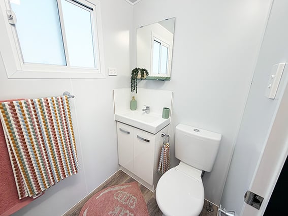 02 721 Bathroom