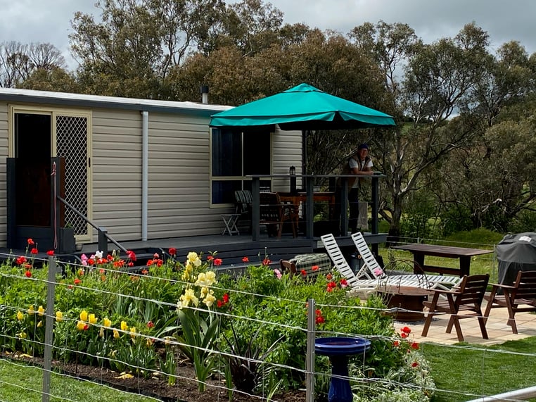 VanHomes - Your Personal Touch - Gardening 