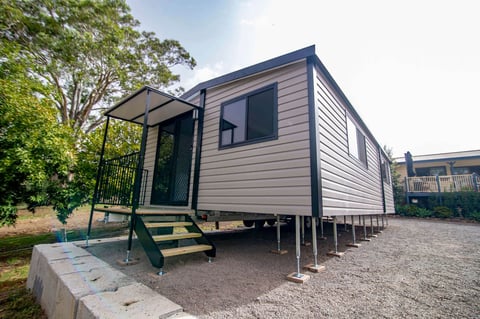 Single Expanding Suite - VanHomes