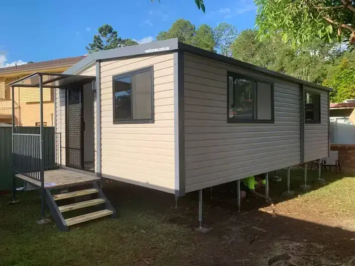 VanHomes outside view